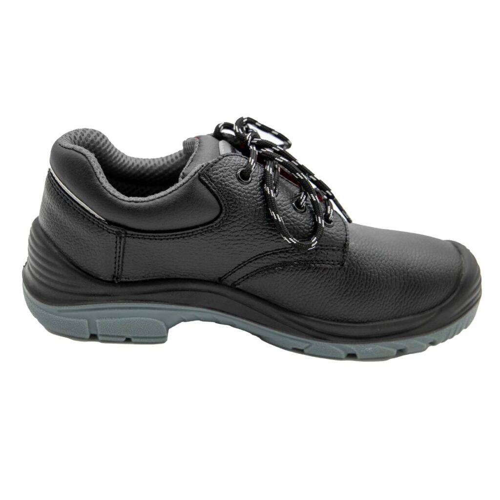 Shop Safety Shoes in Dubai, UAE